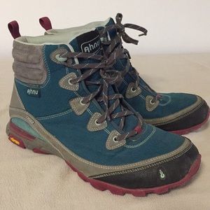 ahnu sugarpine hiking boots